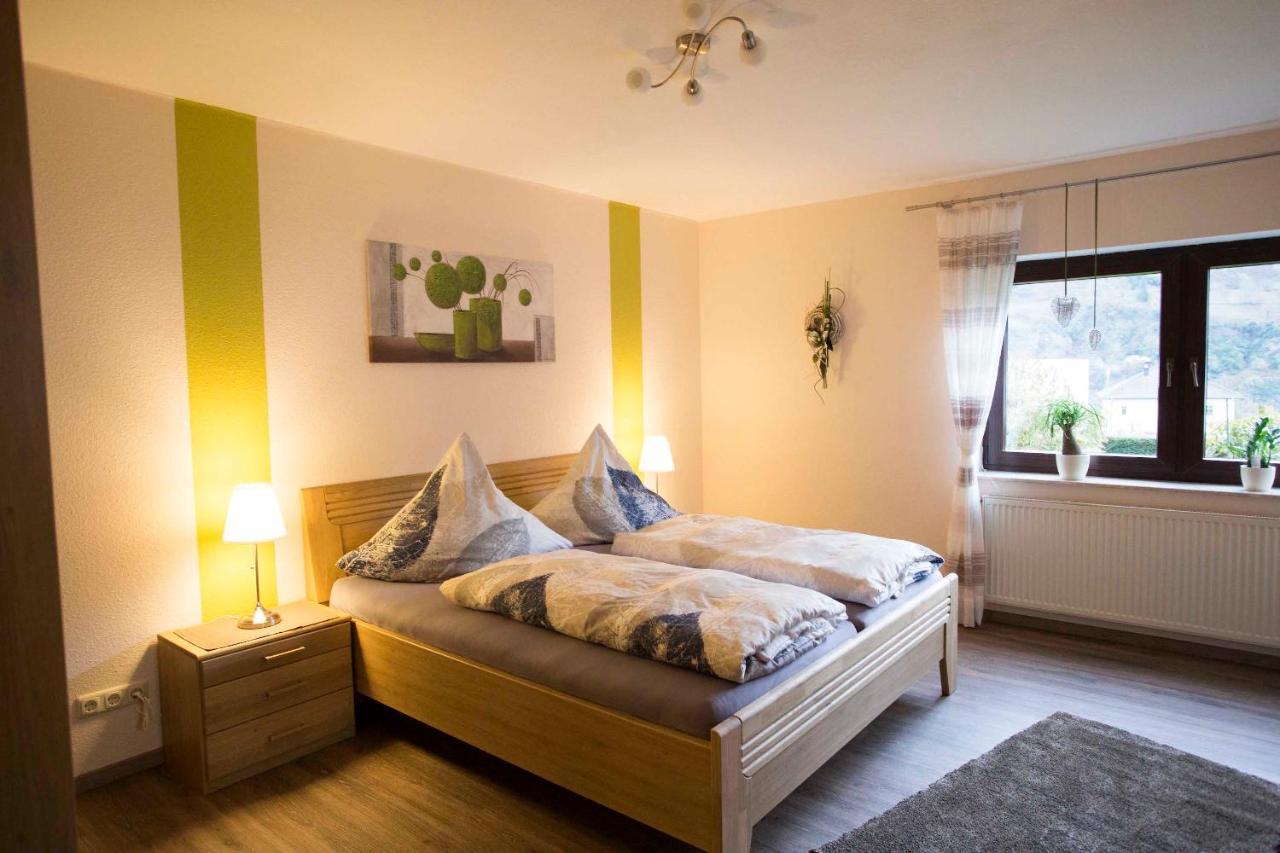 Ferienwohnung Zoell-Wedra Traben-Trarbach Bagian luar foto